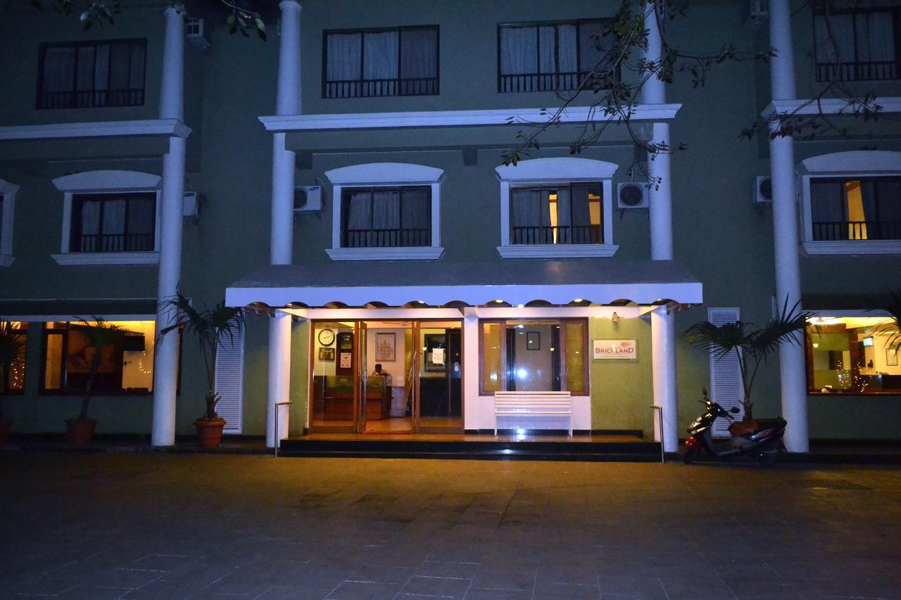 Jaffer Bhai's Brickland Hotel Panchgani Exterior foto
